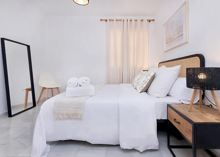 San Rafael City Center Apartment