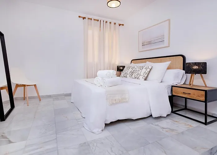 San Rafael City Center Apartment